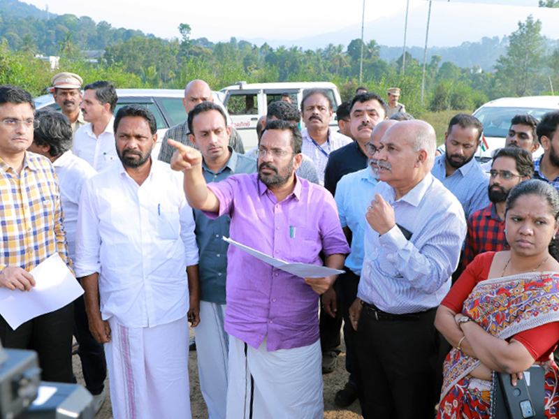 Minister K Rajan visited Elston-Nedumbala Estates